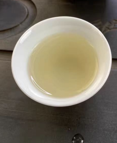 六安瓜片需要洗茶吗？六安瓜片开水一泡就出色正常吗