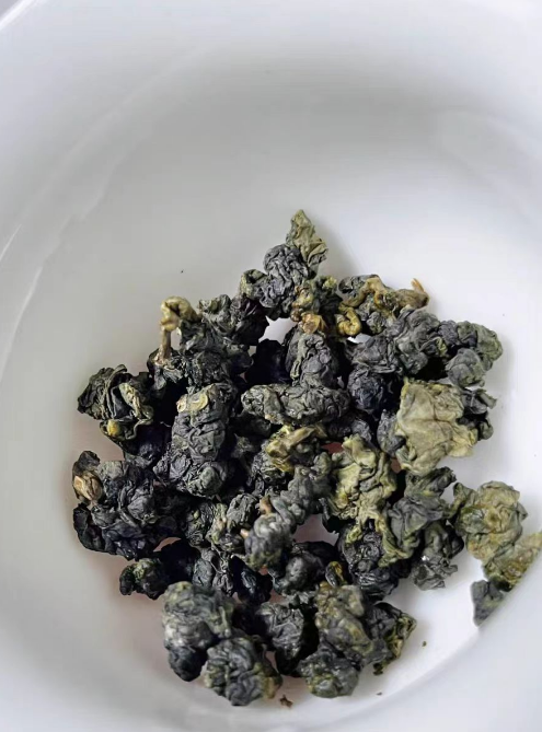 金萱乌龙茶为什么有奶香？金萱乌龙和冻顶乌龙的区别