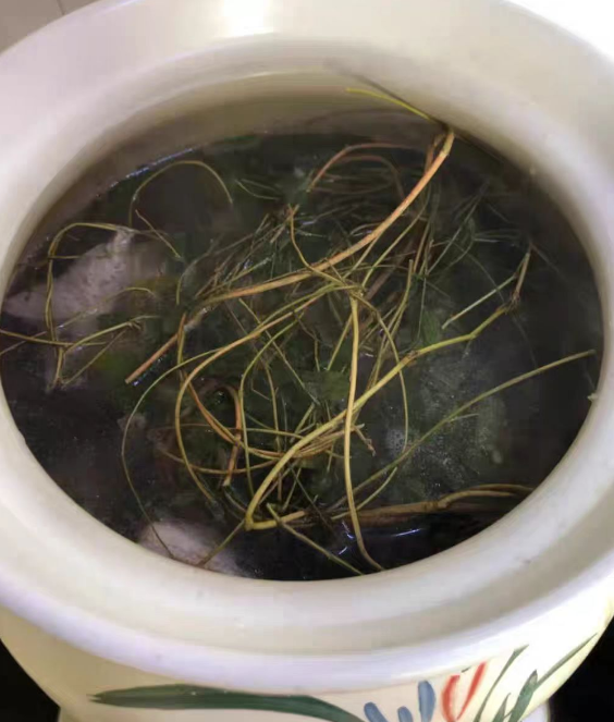 鸡骨草茶孕妇可以喝吗?鸡骨草茶喝多了有什么副作用