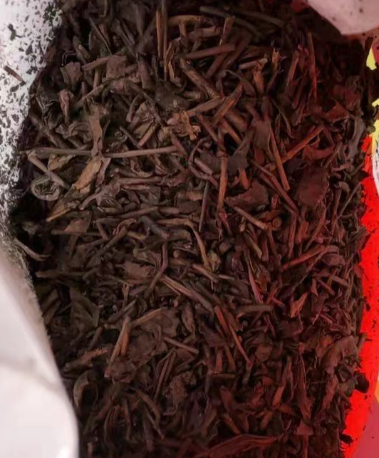 齐鲁干烘保质期多长时间?齐鲁干烘受潮了还能喝吗