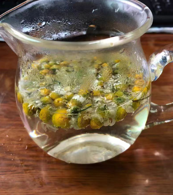 洋甘菊茶可以长期喝吗？洋甘菊花茶的功效与作用禁忌