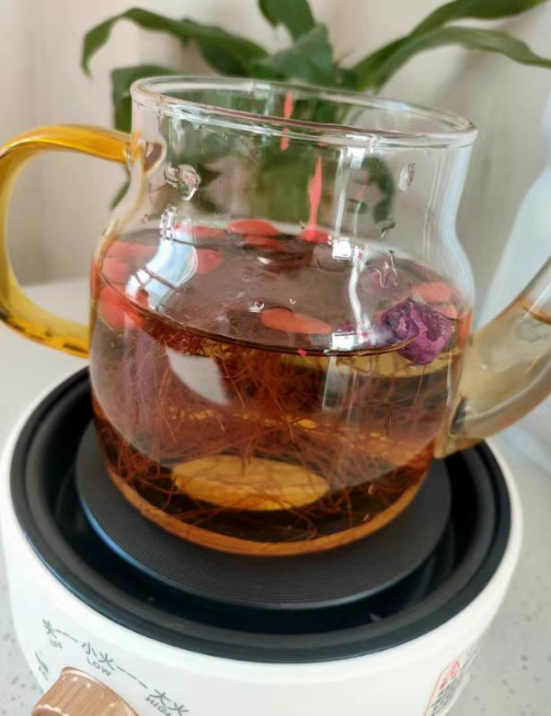 玉米须茶是凉性还是热性？玉米须茶喝了有什么好处