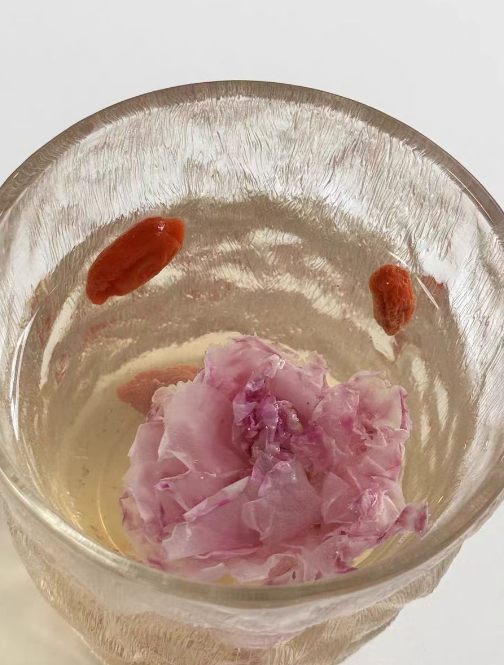 玫瑰花茶选用什么品种的玫瑰最好？玫瑰花茶的种类和区别