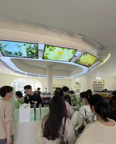 香飘飘推 16 元高价新品，是破局还是冒险？