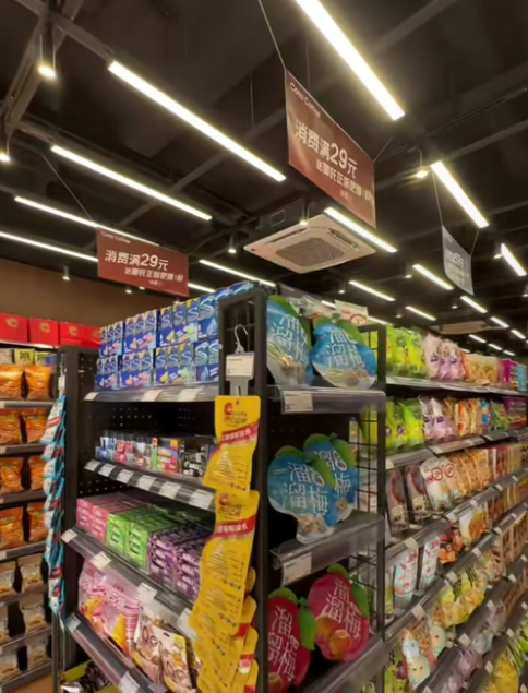 库迪首批便利店七店齐开，消费者的新宠还是行业的变革先锋？
