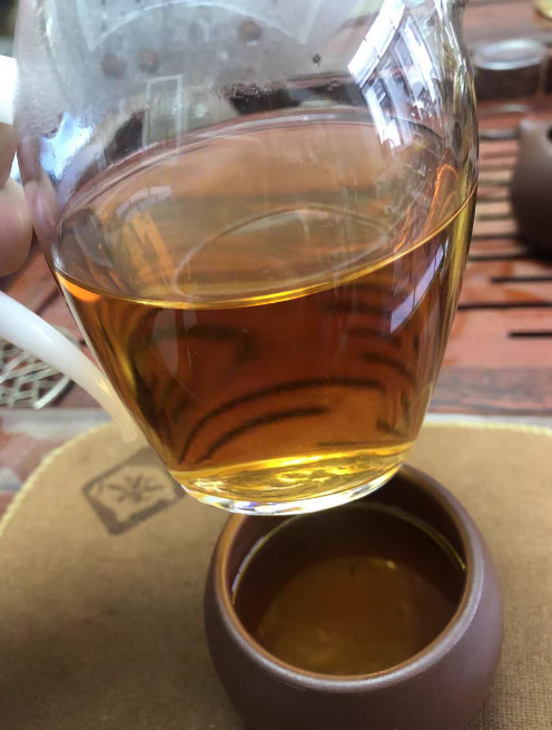 六妙白茶为什么这么贵？六妙白茶和白大师哪个好？