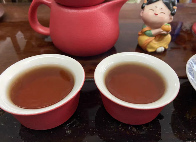 武夷星和八马哪个档次高？武夷星大红袍哪款好喝