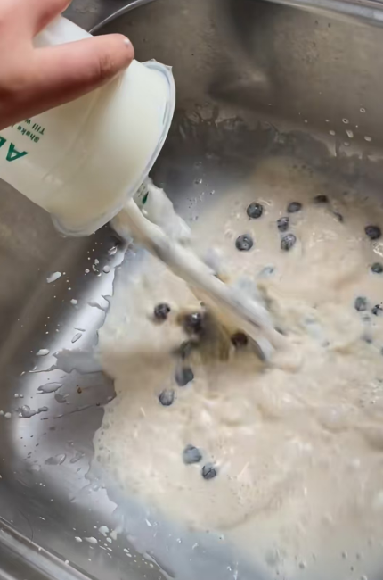网友吐槽1点点喝出一口发酸波霸！商家把顾客当 “碰瓷者”态度敷衍！