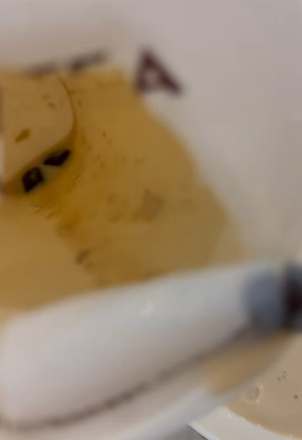 网友吐槽沪上阿姨！小料不够就不放，是我没付钱吗？