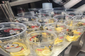 合肥一蜜雪冰城店被投诉柠檬水里有柠檬籽！市监所上门检查认定没问题！