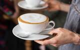 在美国加州，咖啡可能会出现癌症警告