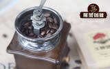 手摇磨豆机怎么用？手工研磨咖啡豆的方法教程 咖啡豆如何研磨