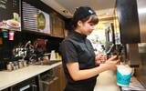 McCafé销量涨3成！麦当劳是如何成功建立新“咖啡品牌”的？