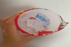 蜜雪冰城冰杯配不配吸管？蜜雪员工无奈发声！网友吐槽声一片！