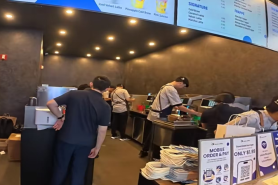瑞幸美国市场首批门店“1.99 美元咖啡”引热议！瑞幸能在美国把价格打下来吗？