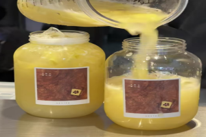 喜茶新品“木姜子滇木瓜”上线！网友：把云南蘸水摊搬进奶茶杯！