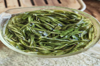 白茶哪个品种最好？极白白茶和芳羽白茶哪个质量好